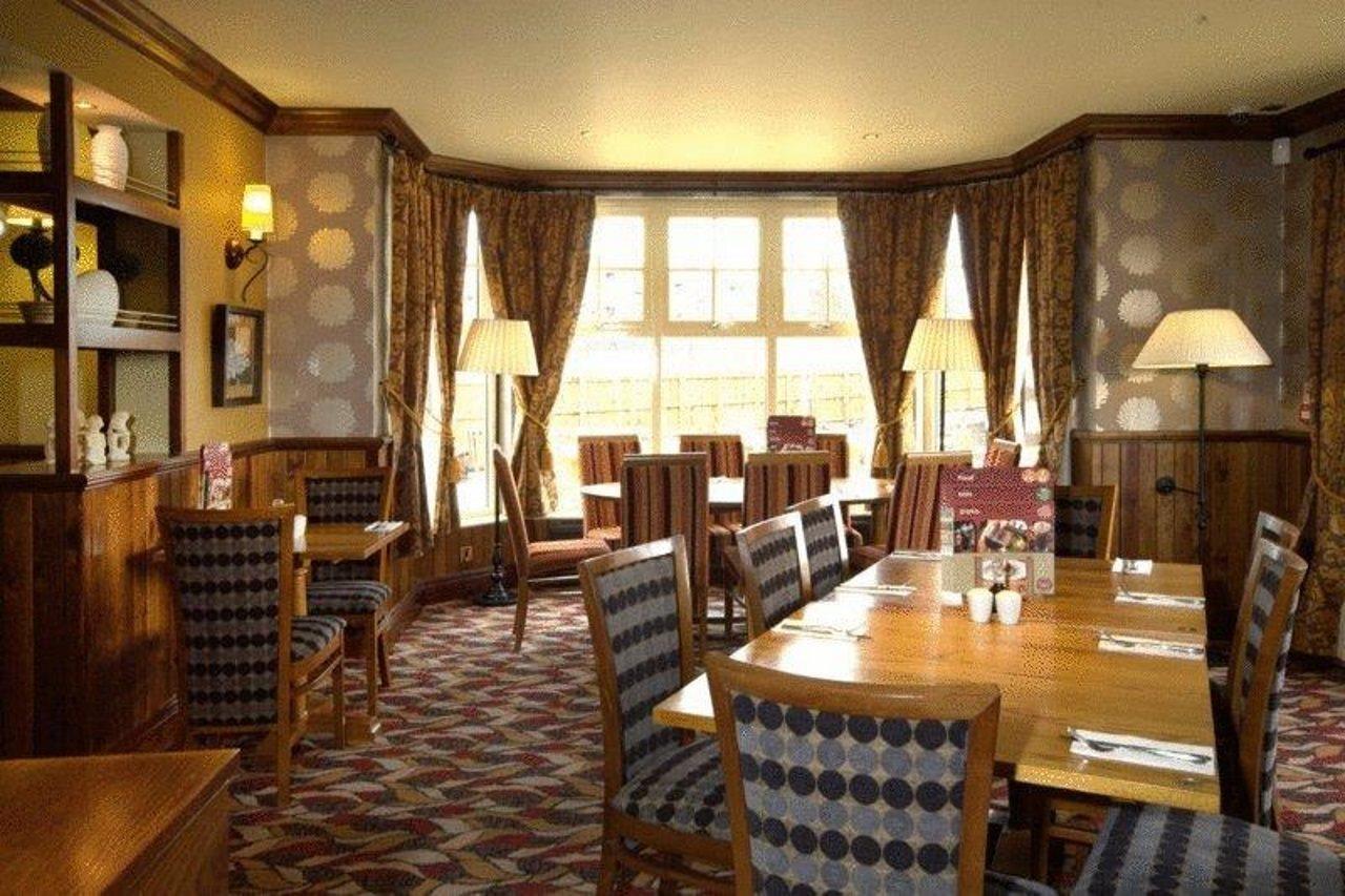 Dumbarton/Loch Lomond Hotel Exterior photo